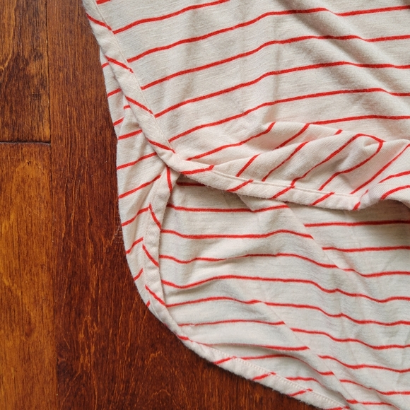 Soma Essential Tee - Picture 4 of 12